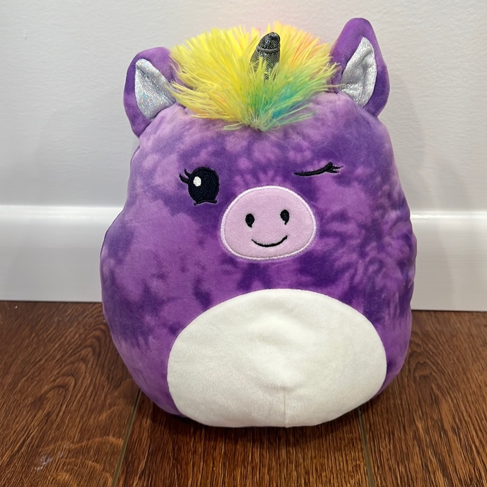 8” Mystery Squad Scented Squishmallow - winking unicorn -Helena